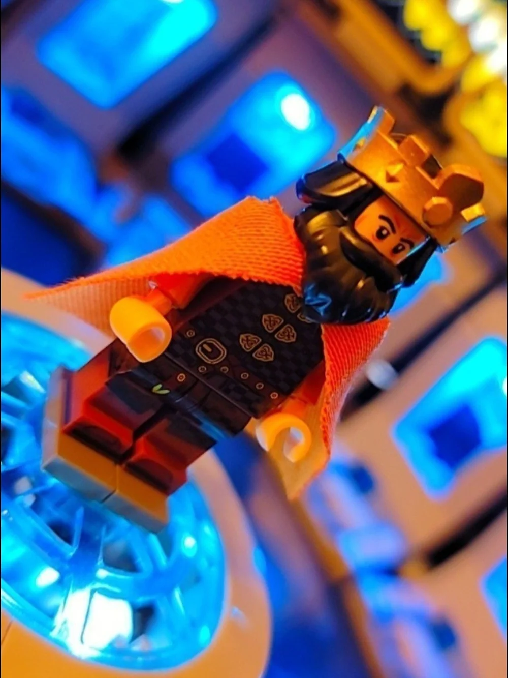 King Minifigure Lego Compatible
